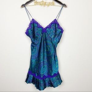 Victoria's Secret vintage gold label paisley slip